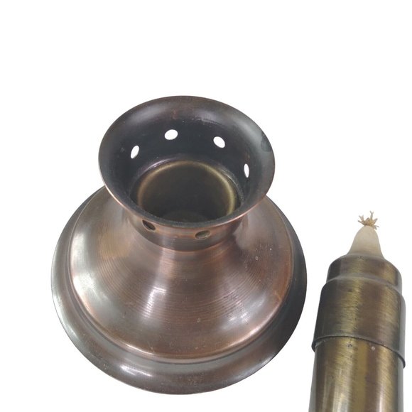 Vintage Heavy Brass Chamberstick Candlestick Candle Holder 6" Tall Weigh… - Picture 3 of 5